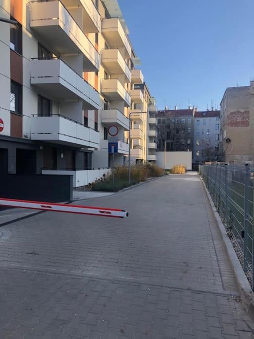 Apartament, Free Parking, Blisko Rynek-Dworzec Pkp-Pks, Sklepy 弗罗茨瓦夫 外观 照片