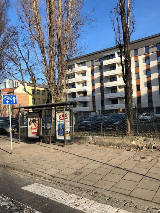 Apartament, Free Parking, Blisko Rynek-Dworzec Pkp-Pks, Sklepy 弗罗茨瓦夫 外观 照片